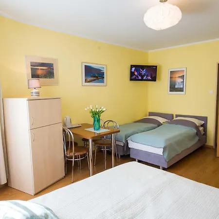 Pod Lipami Guest house